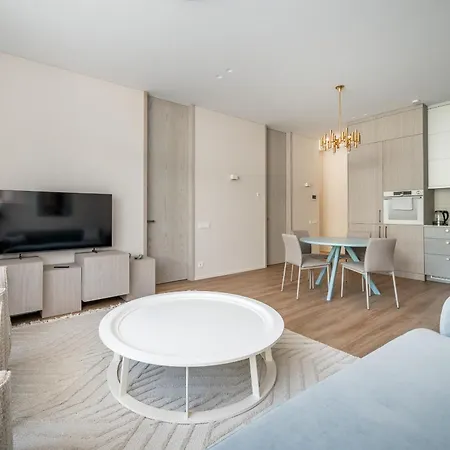Calm Retreat With Parking By Reside Baltic * ヴィリニュス