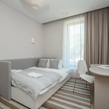 Calm Retreat With Parking By Reside Baltic